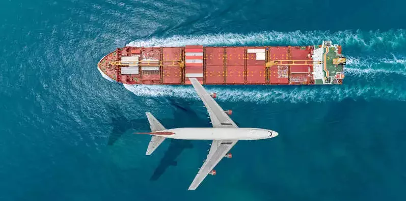 Air freight vs sea freight cost comparison for importers shipping from Karachi